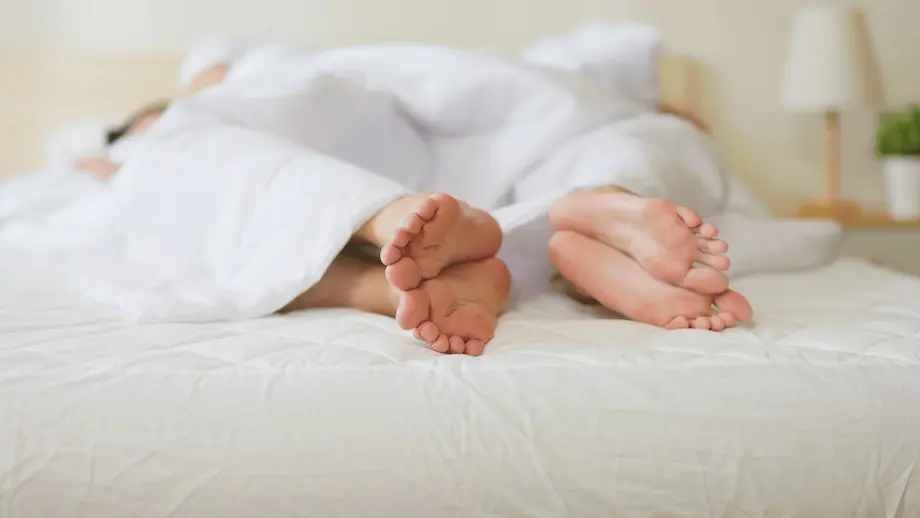 Егде жастағы әйелдер қатысатын толық метражды порнофильмдер Бірге жыныстық қатынасқа түскен екі әйелдің суреттері